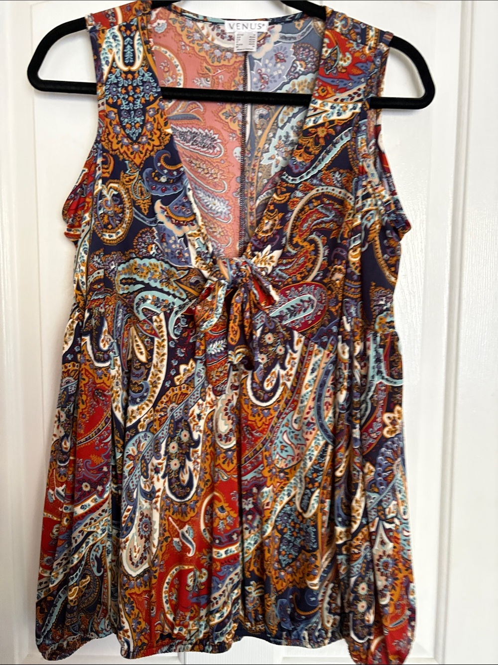 VENUS Multicolor Paisley Tie-Front Sleeveless Blouse